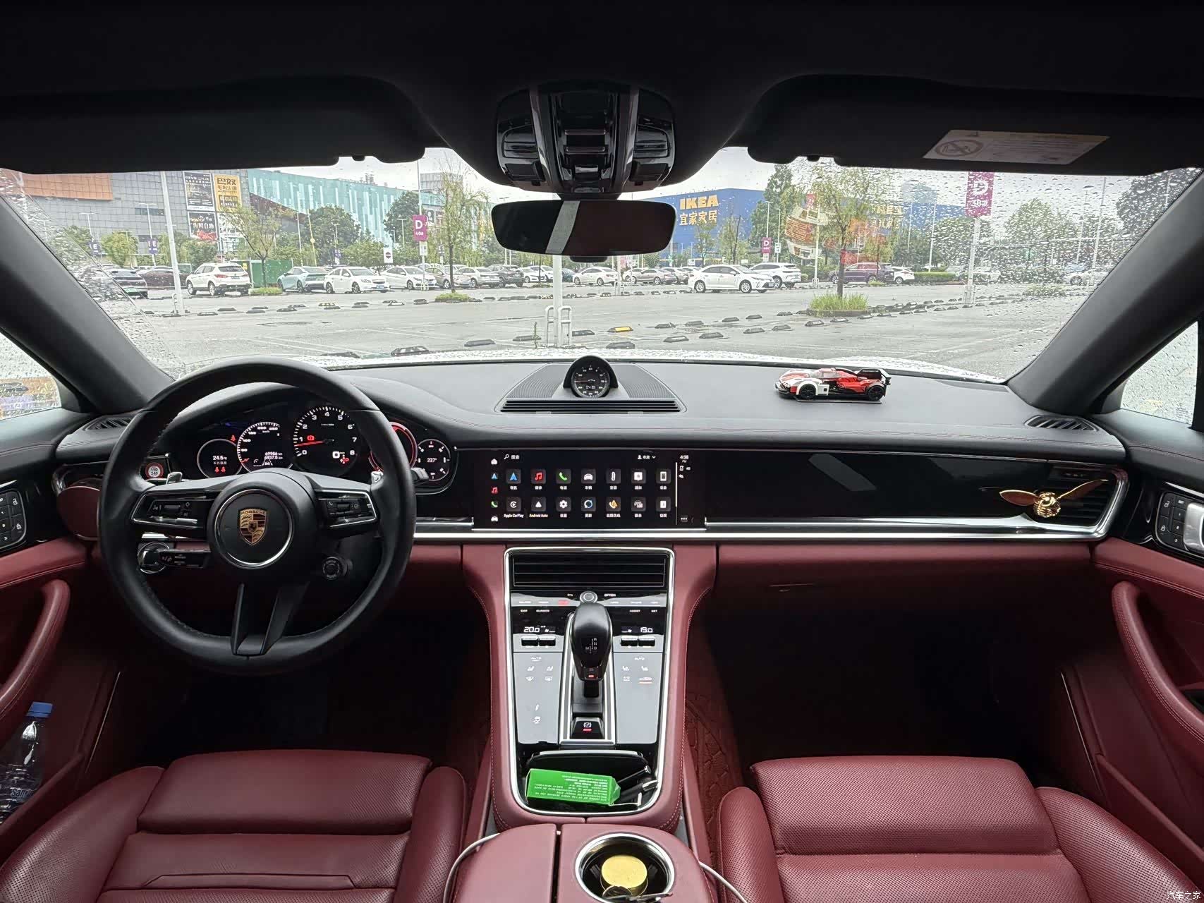 Porsche Panamera, 2022 10