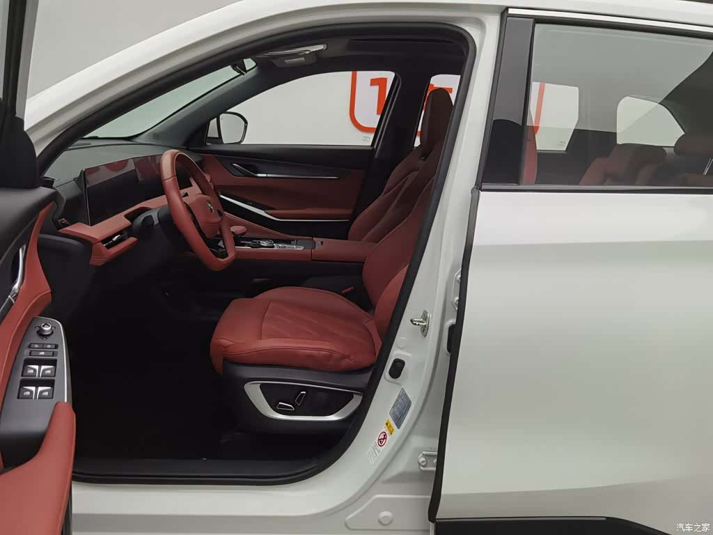 Changan CS75, 2023 10
