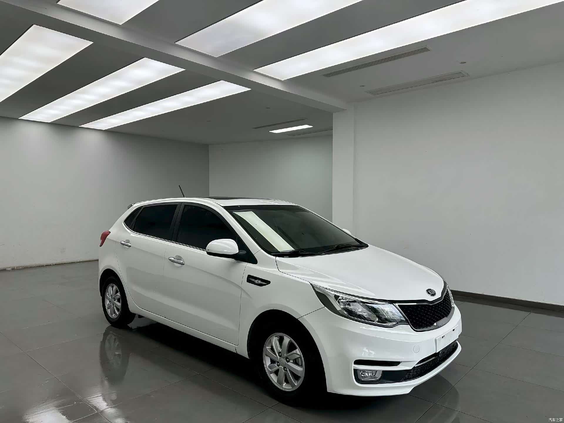 Kia K2, 2016 3