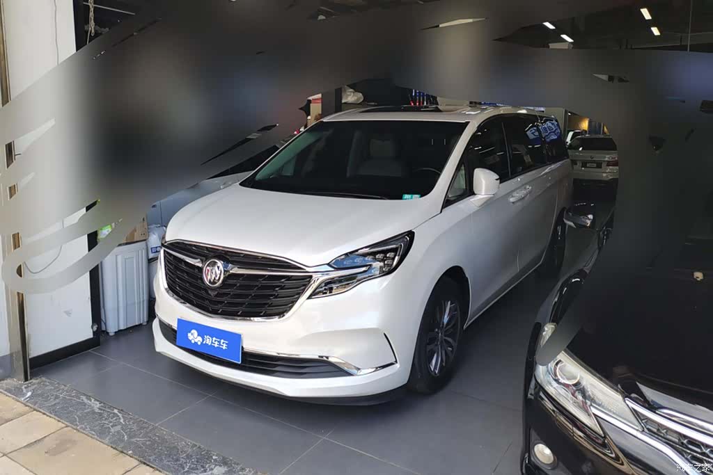 Buick GL8, 2022 1