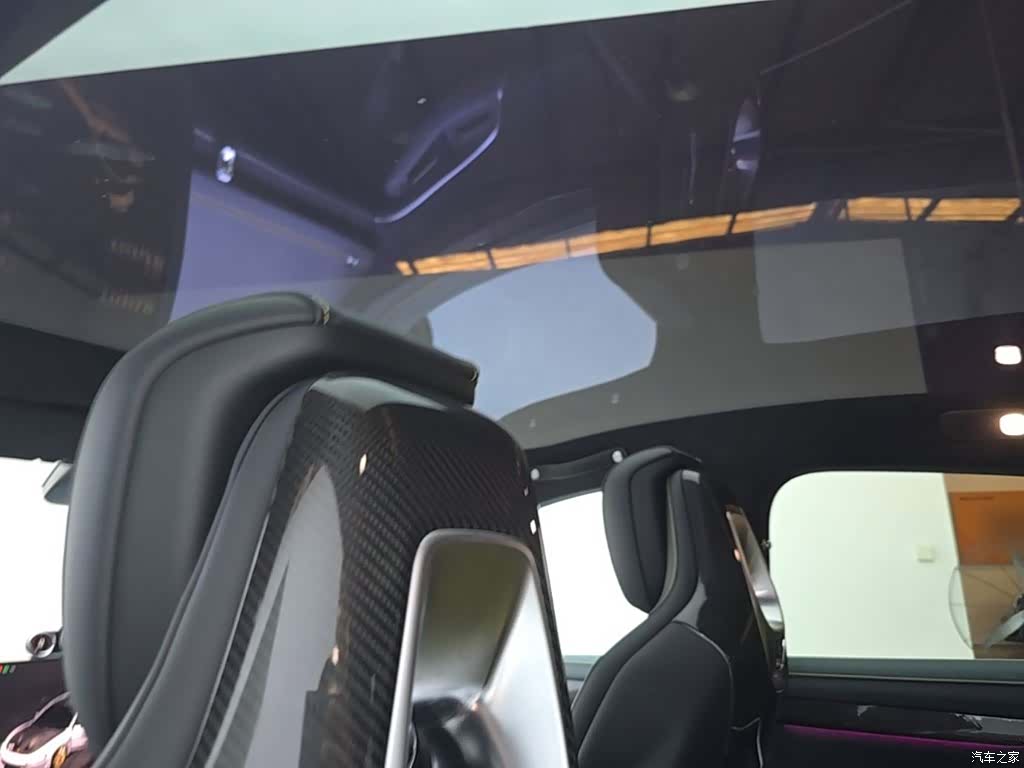 Xiaomi SU7, 2025 18
