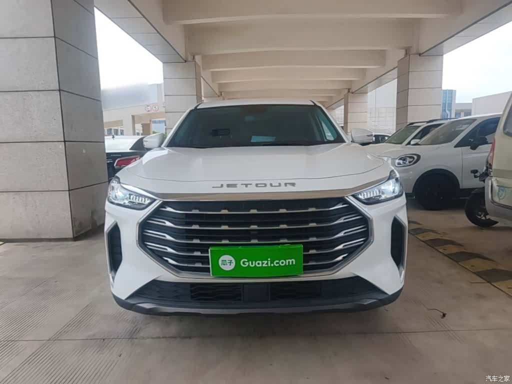 Jetour X70, 2022 3