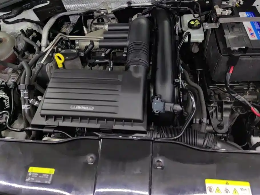 Volkswagen T-ROC exploring Songs Volkswagen T-ROC exploring Songs