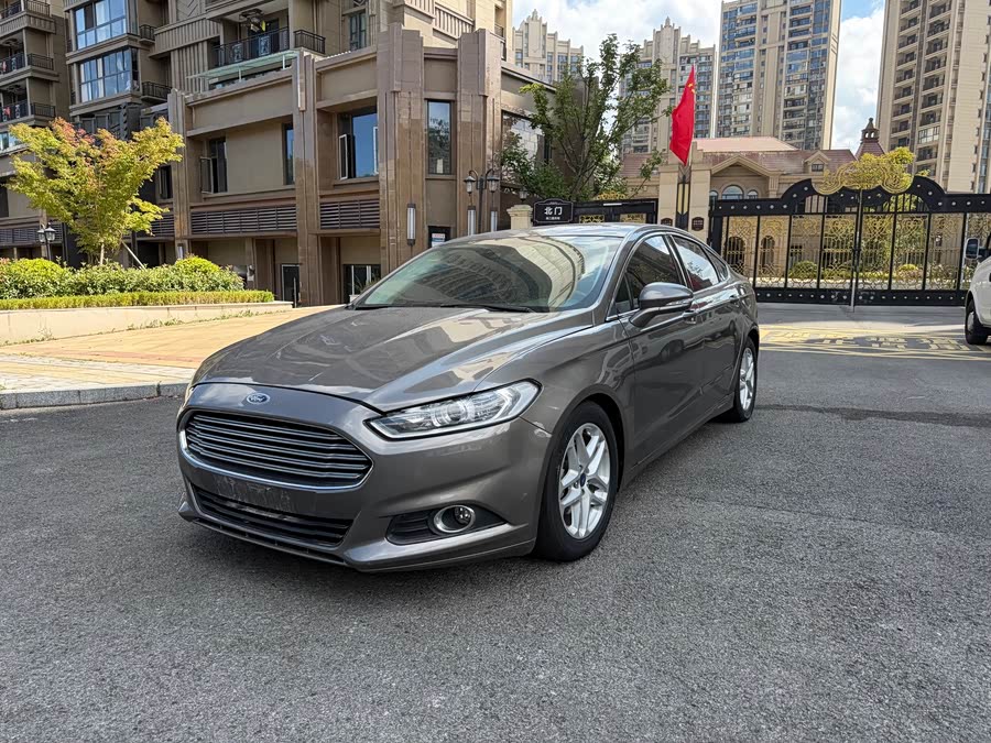 Ford Mondeo 2015, фото 3
