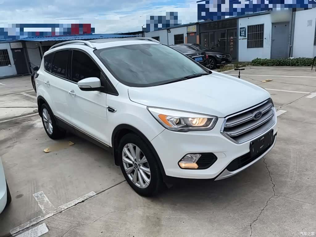 Ford Kuga, 2017 4