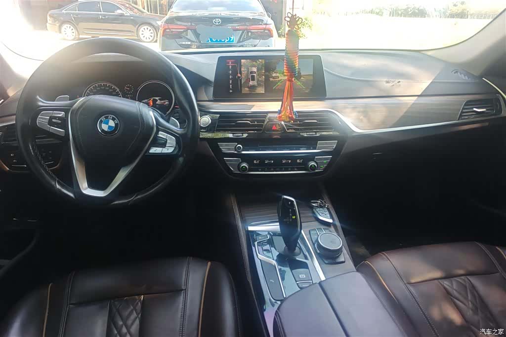 BMW 5 Series, 2018 12
