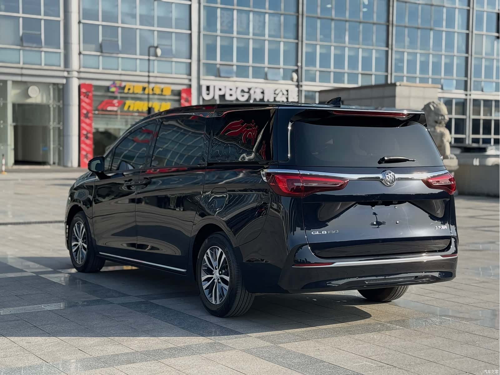 Buick GL8, 2023 8