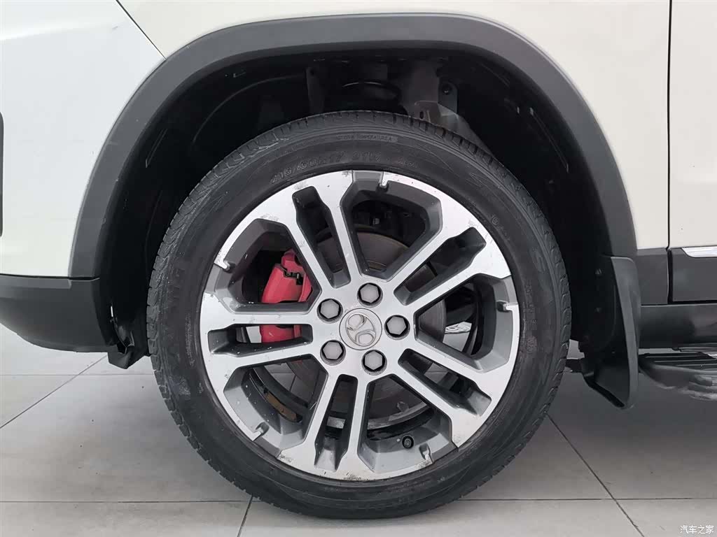 BAIC X35, 2016 17