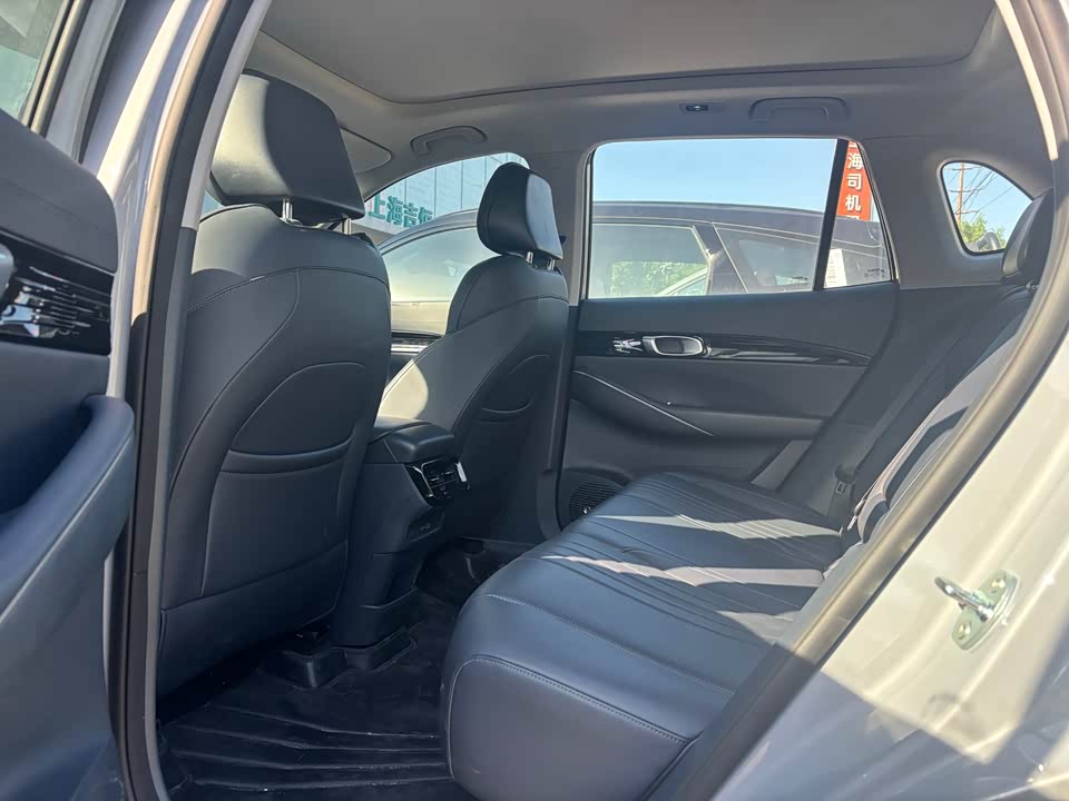 Geely Galaxy Galaxy E5