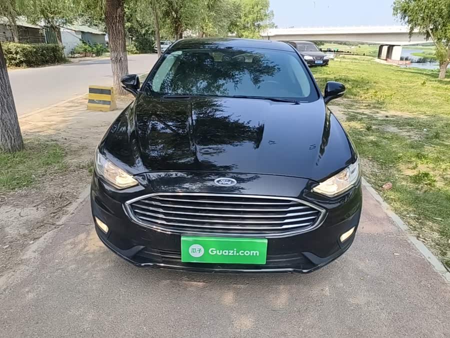 Ford Mondeo 2021, фото 3