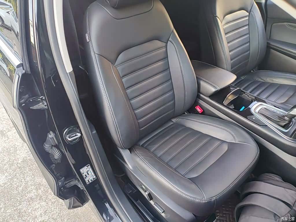 Ford Edge, 2019 25