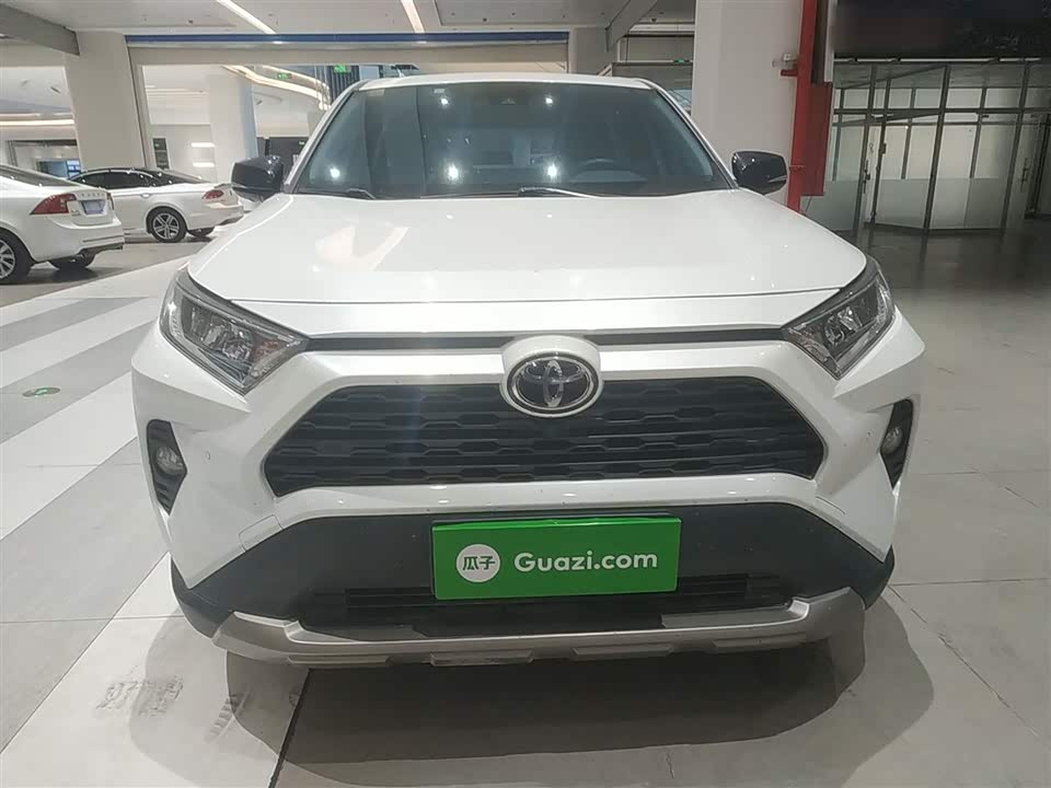Toyota RAV4 Rongfang