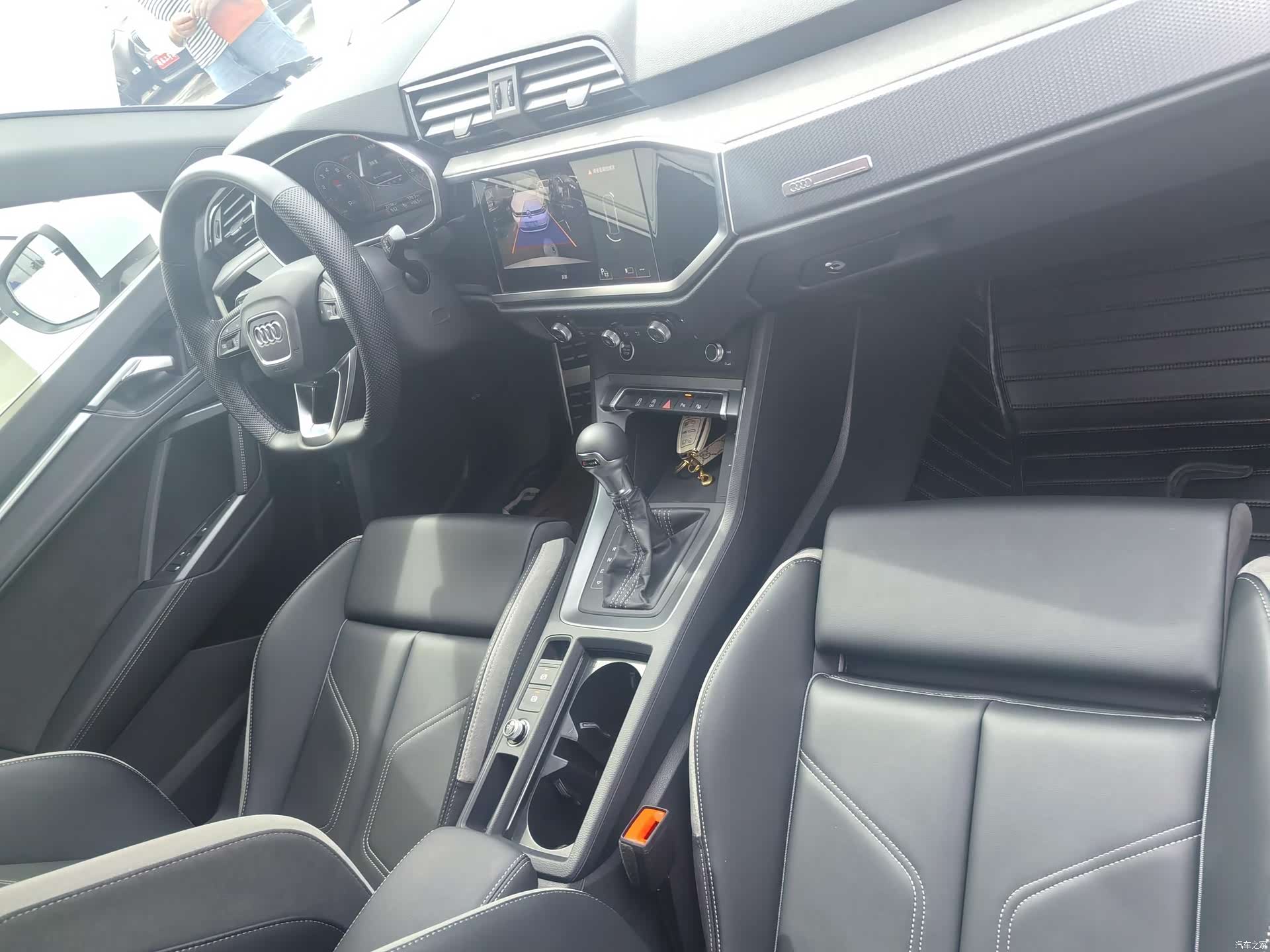 Audi Q3, 2024 10