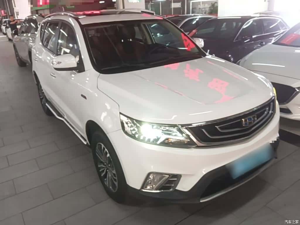 Geely X6, 2017 4