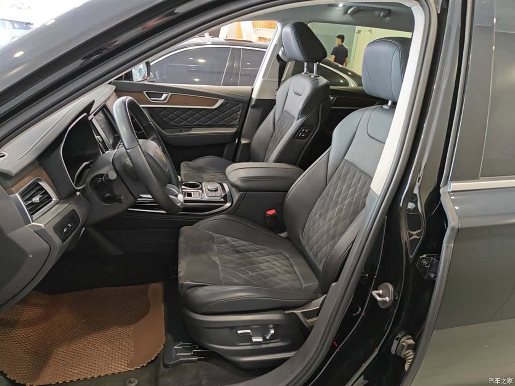 Hongqi HS7, 2023 15