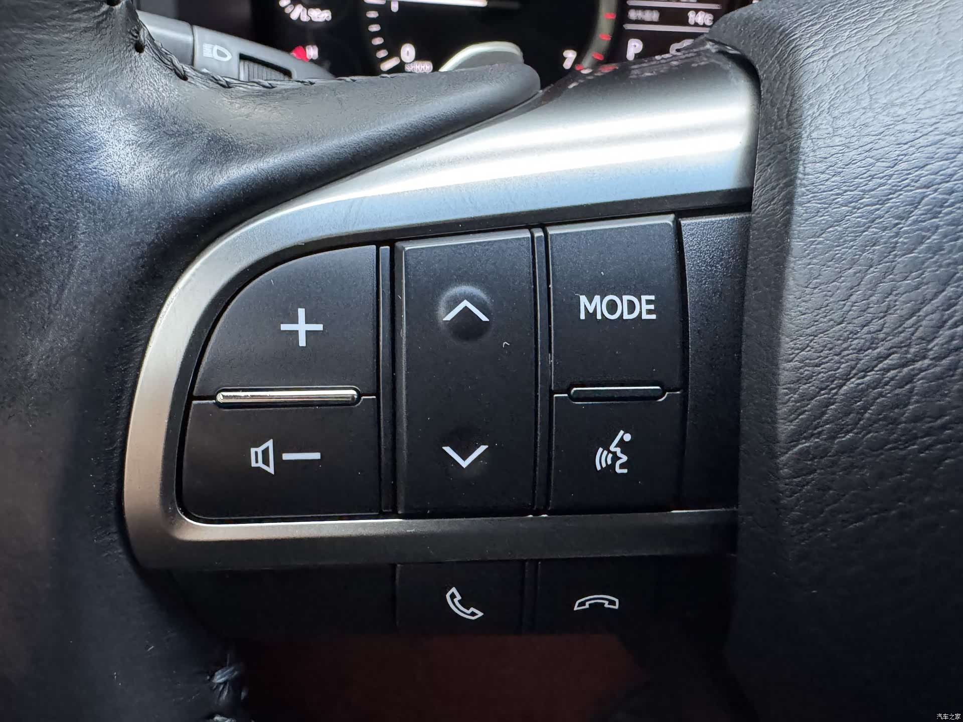 Lexus LX, 2020 13