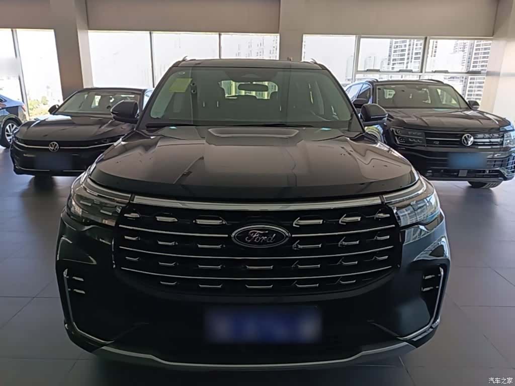 Ford Explorer, 2025 3