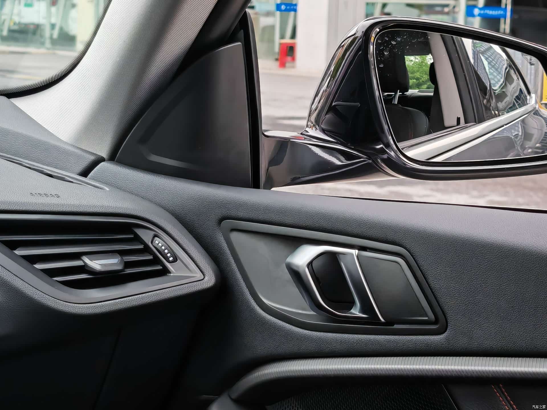 BMW 2 Series, 2024 21