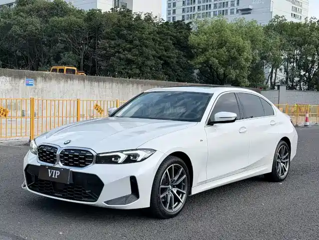 BMW 3 Series 2025 — купить из Китая под заказ