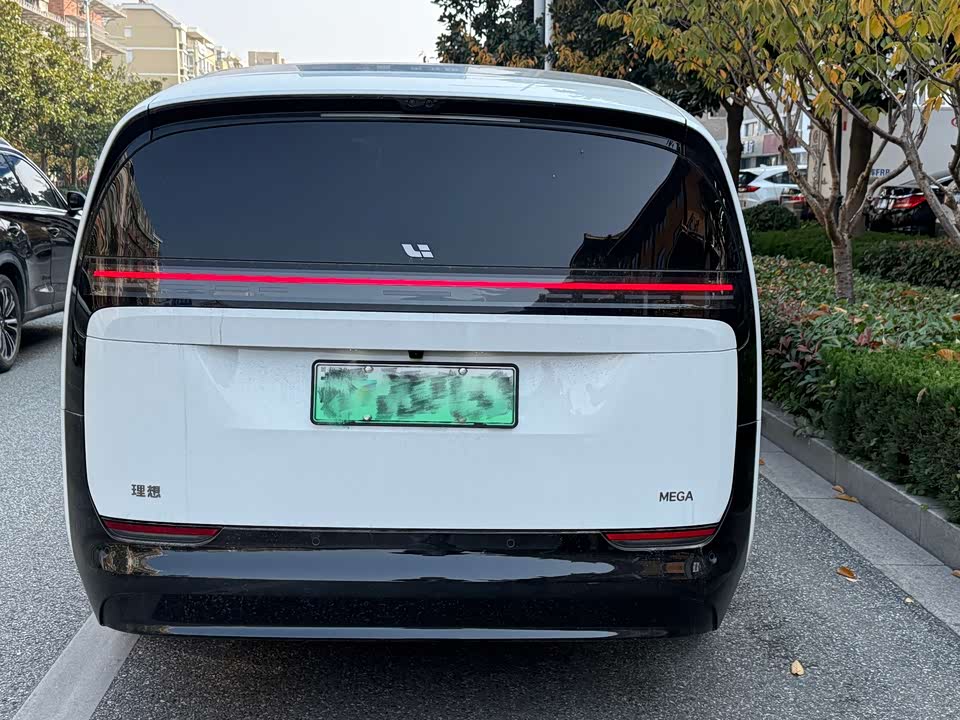 Li Auto Ideal MEGA