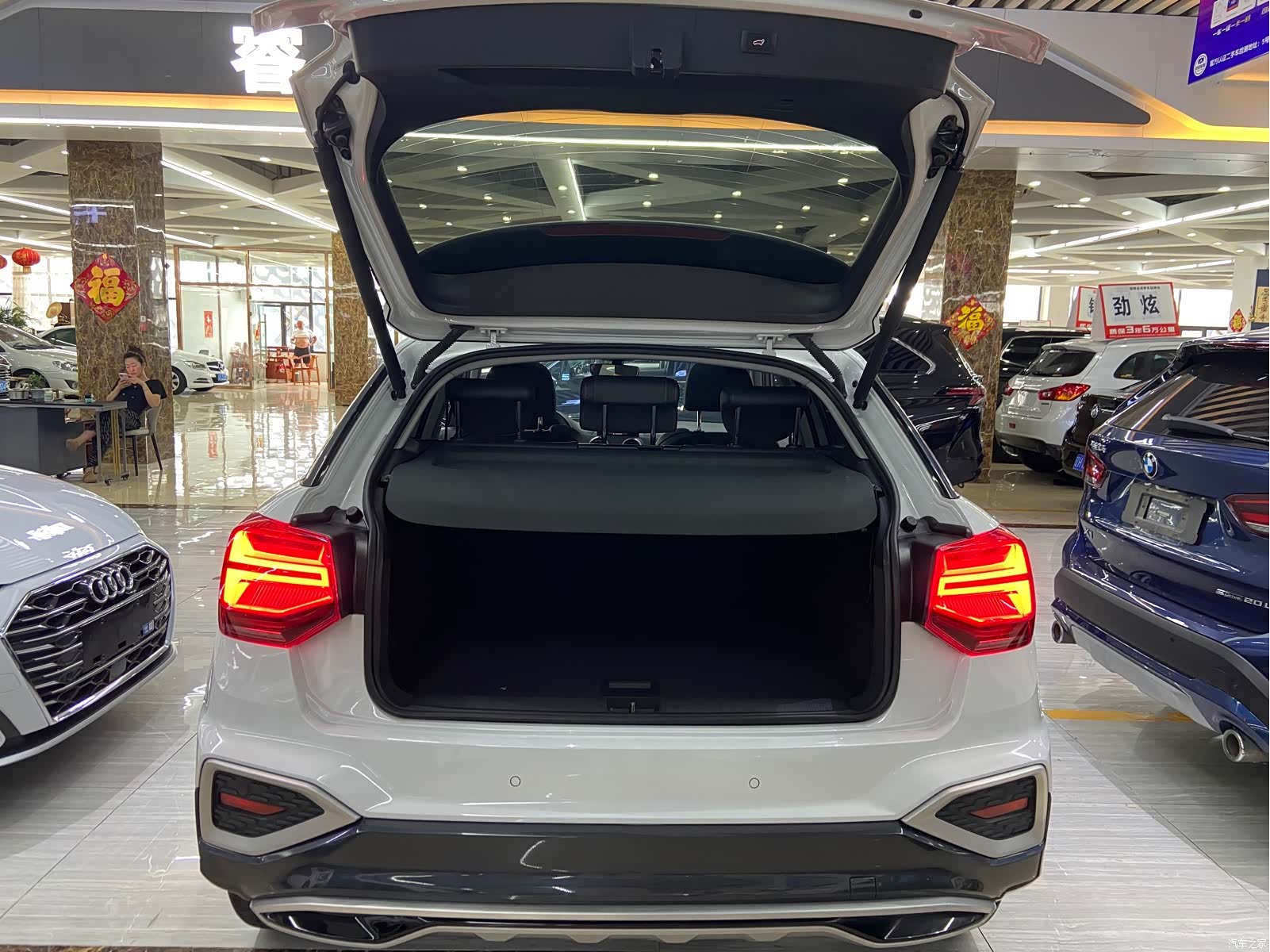 Audi Q2L, 2022 12
