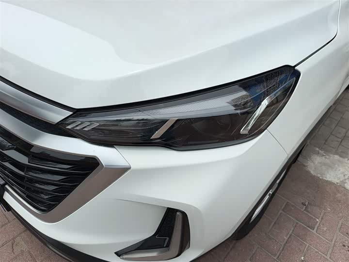 BAIC X3 2019 1.5L МКПП rong yao ban