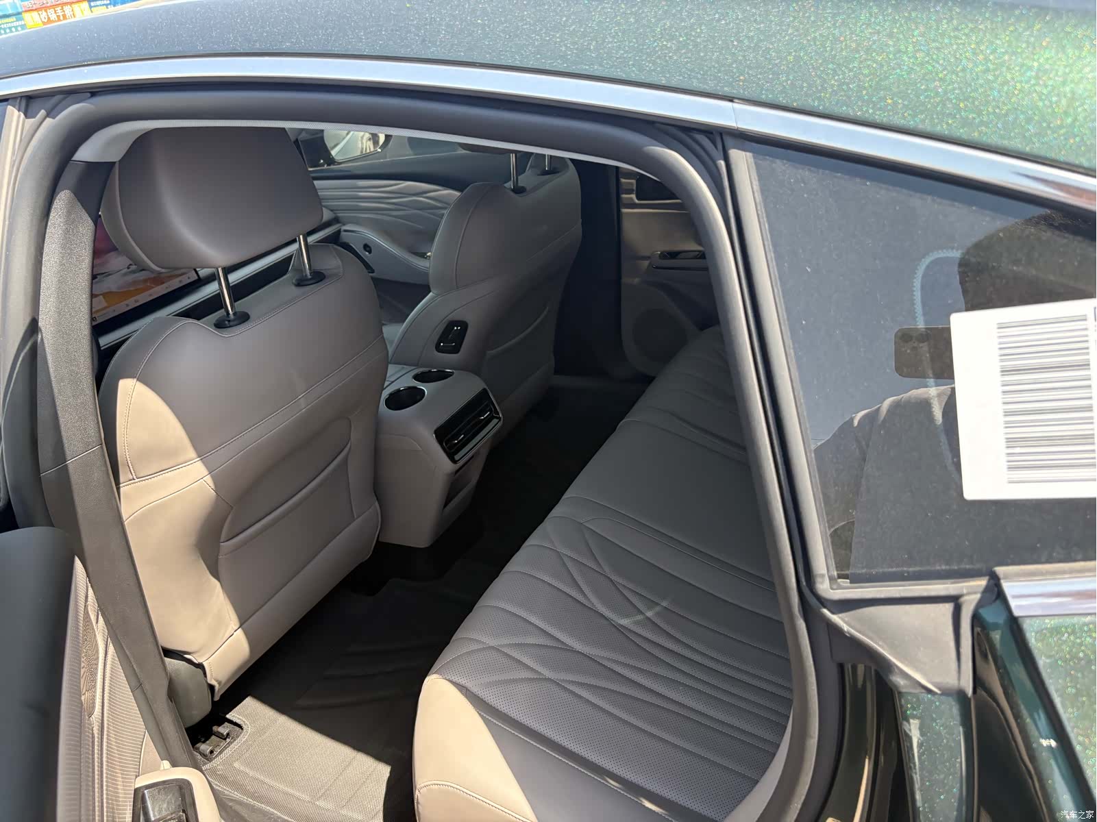 Geely 8, 2025 все фото