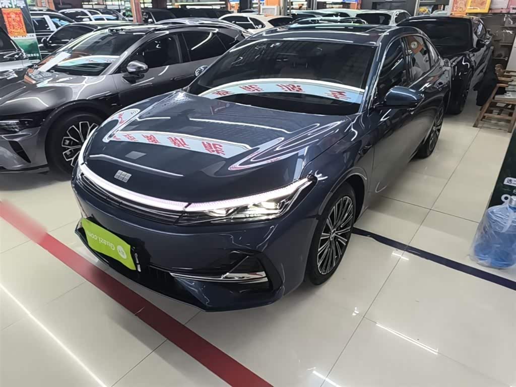 Geely Galaxy A7 EM