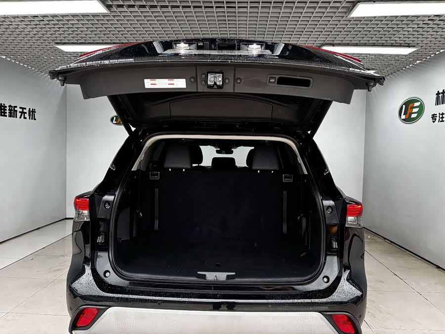Toyota Highlander 2024, фото 32