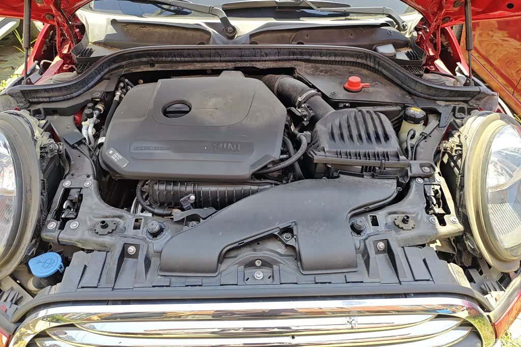 Mini ONE, 2019 10
