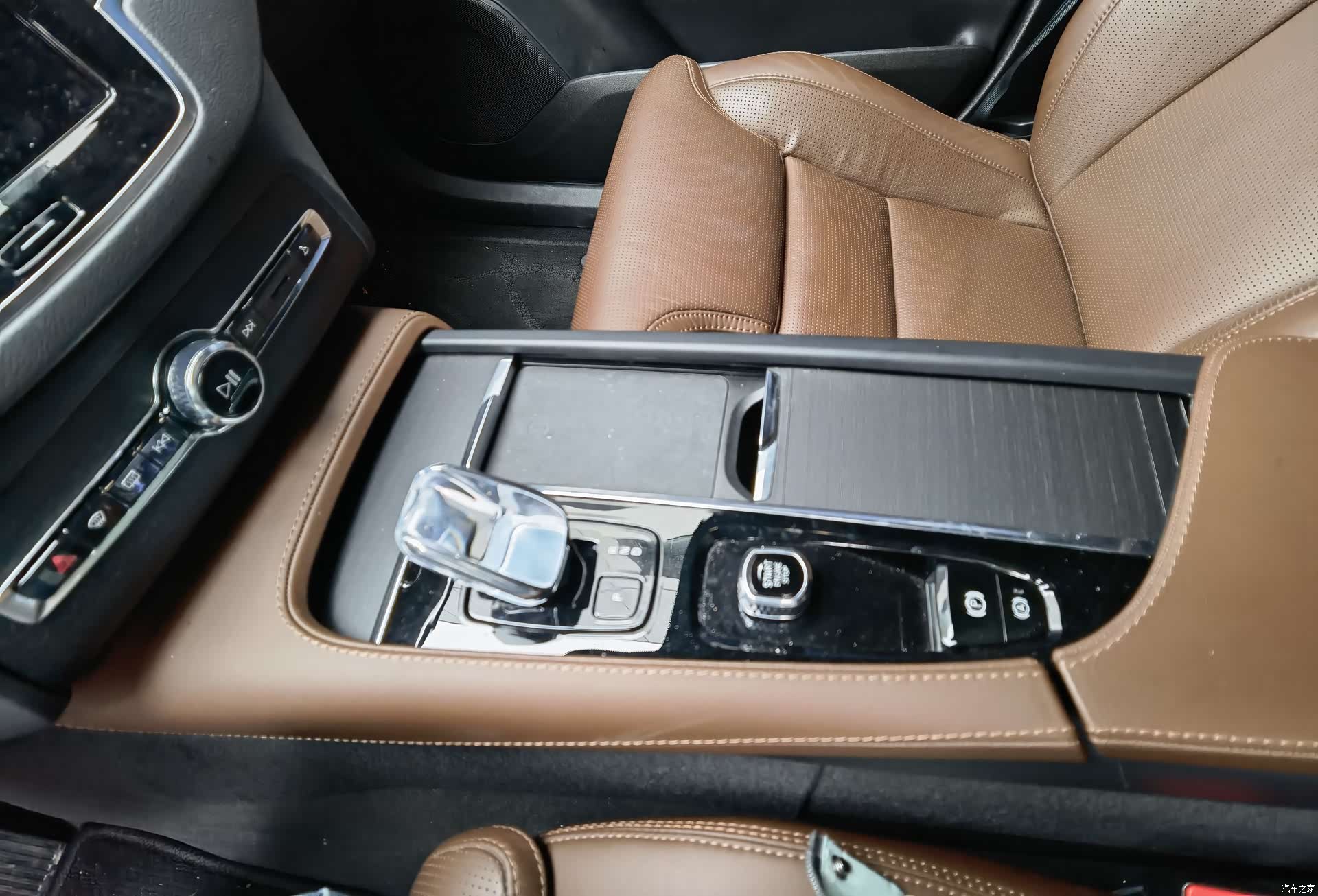 Volvo XC90, 2024 10