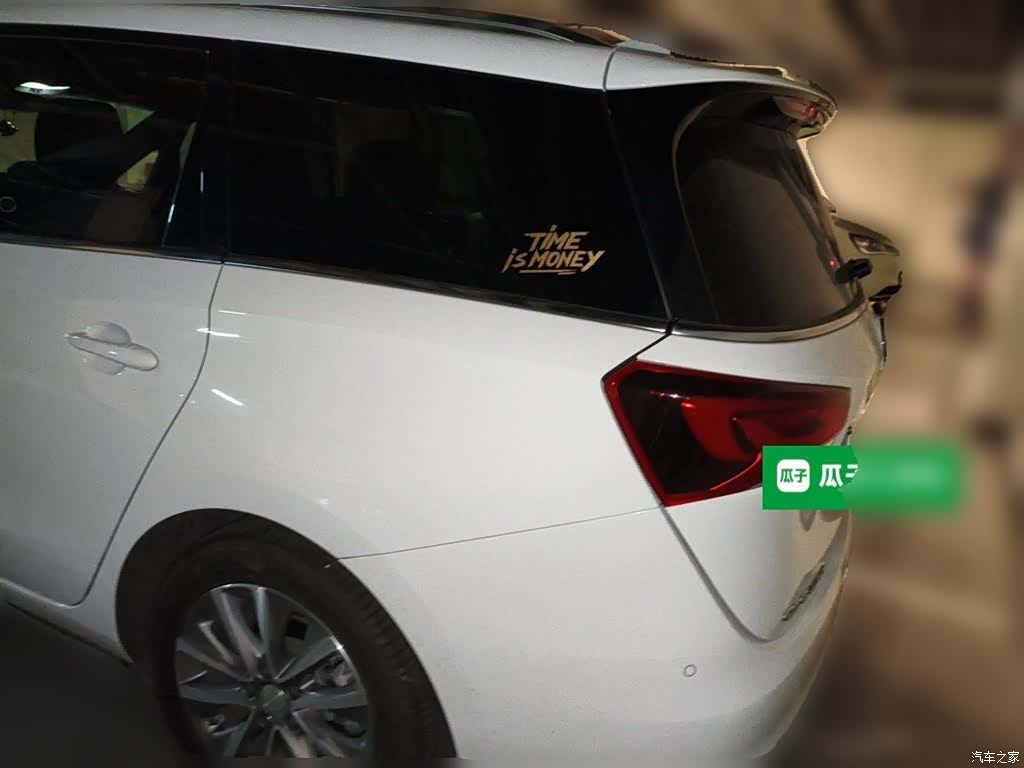 Buick GL6, 2022 4