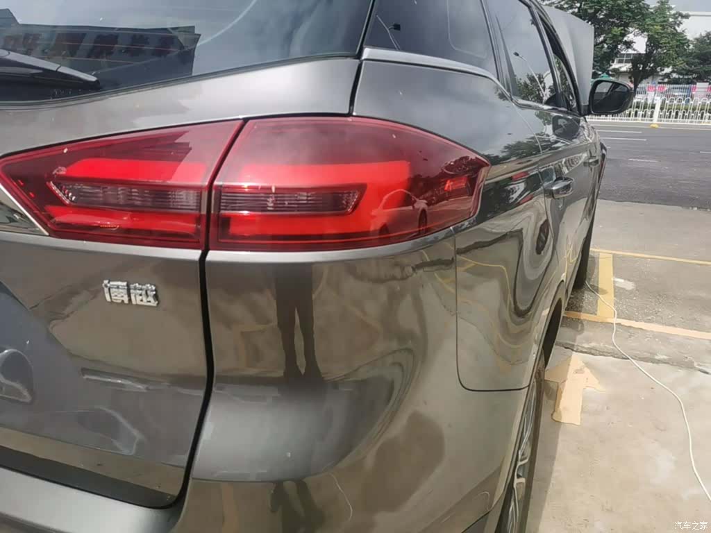 Geely Boyue, 2018 8