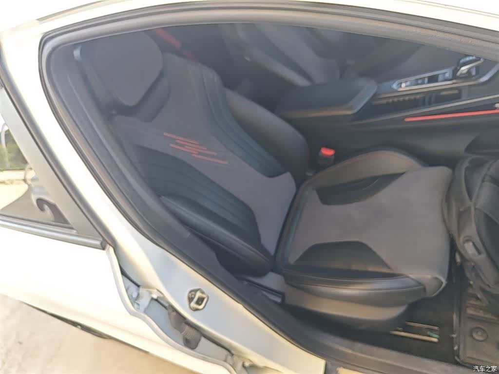 Geely Binray, 2023 25