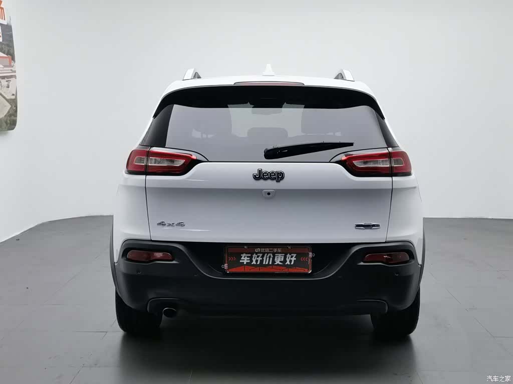 Jeep Cherokee, 2014 4
