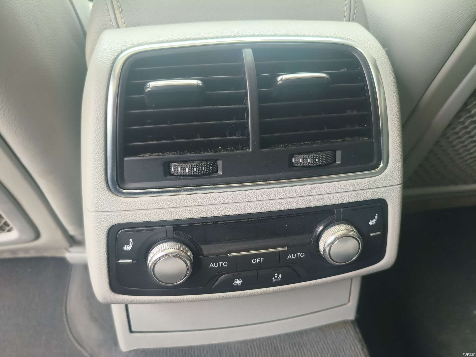 Audi A6L, 2013 9