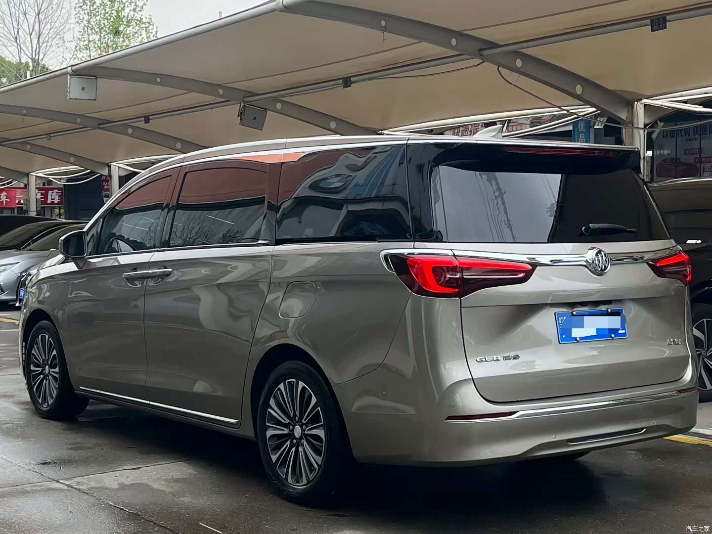 Buick GL8, 2024 4