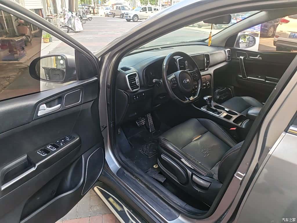 Kia KX5, 2016 16