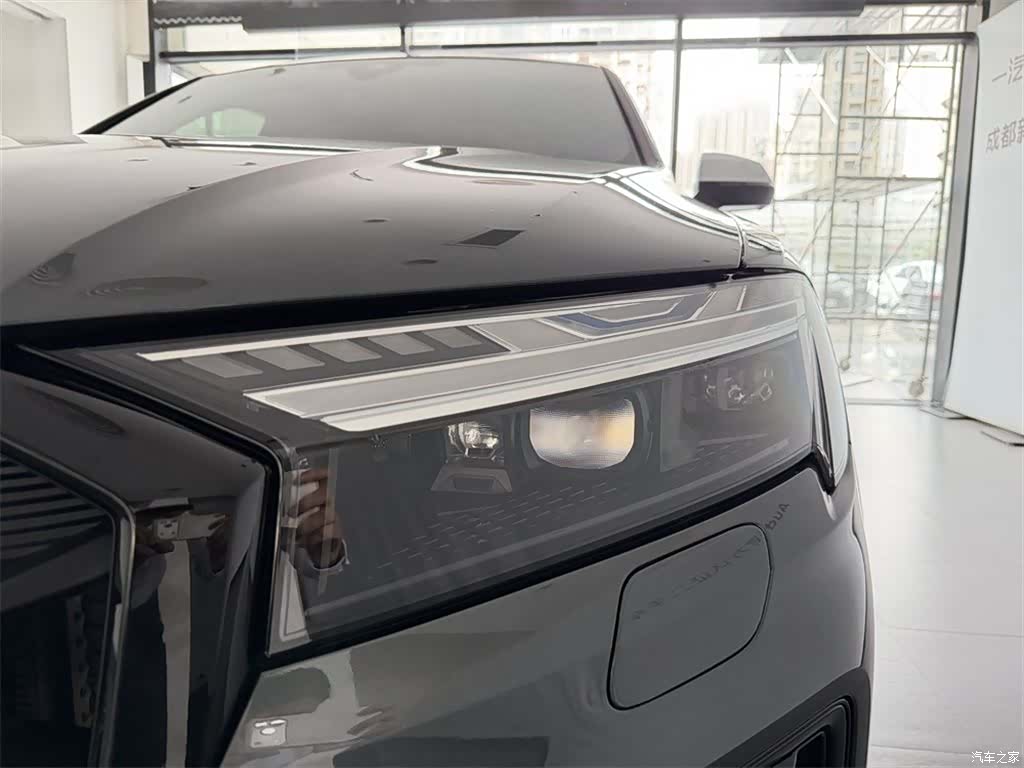 Audi Q7, 2024 11