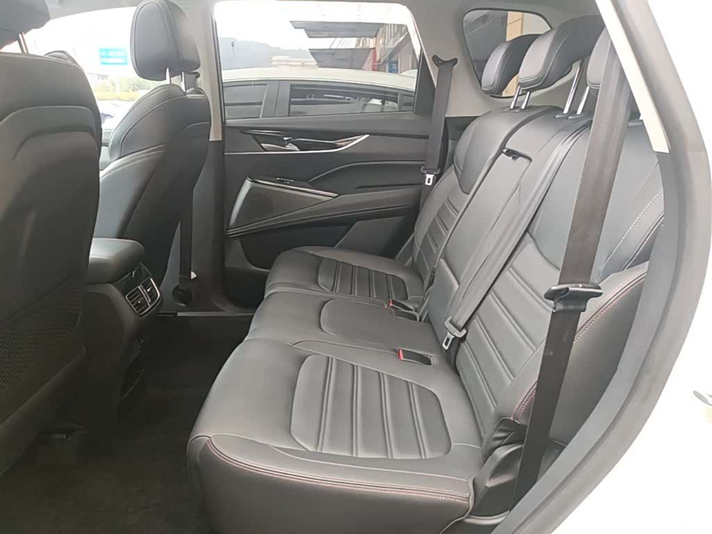 Maxus D60, 2020 17