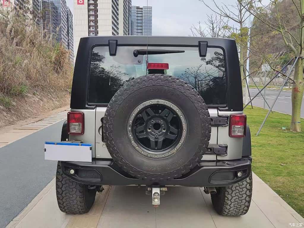 Jeep Wrangler, 2015 все фото