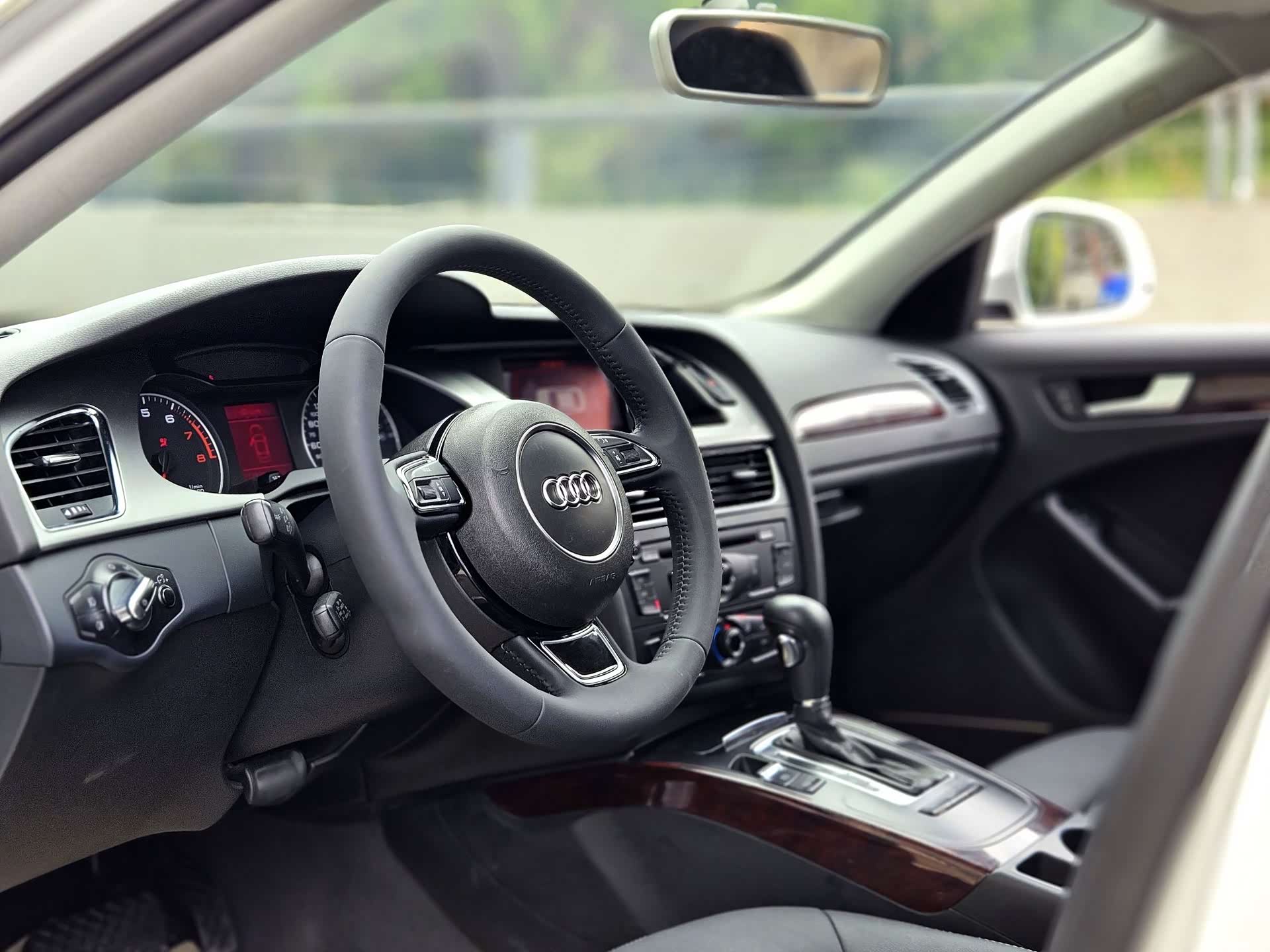 Audi A4L, 2011 21