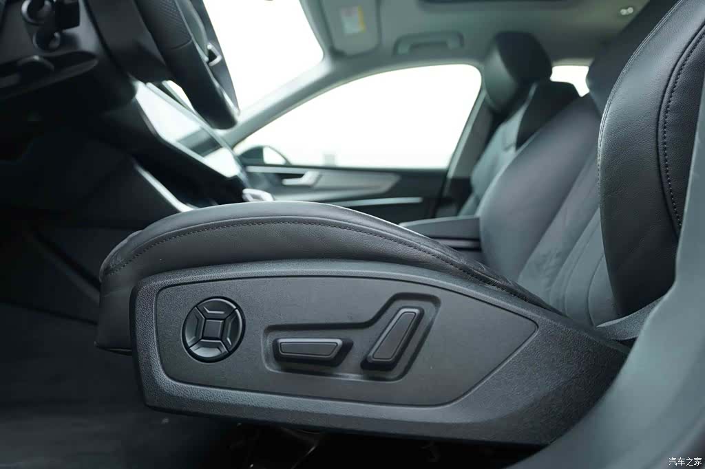Audi A6, 2024 13