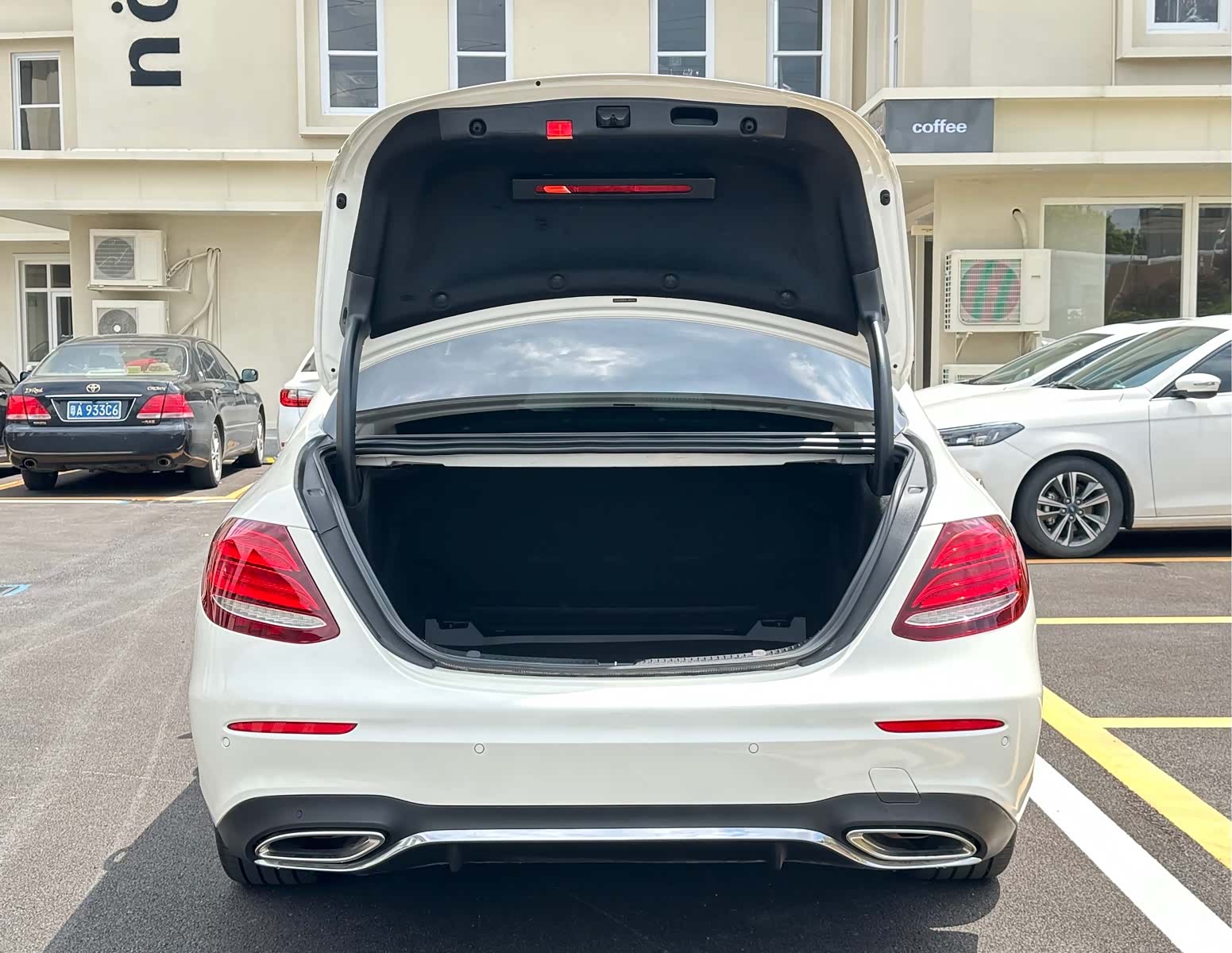 Mercedes-Benz E-Class, 2020 20