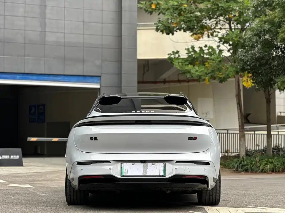 Zeekr 007GT