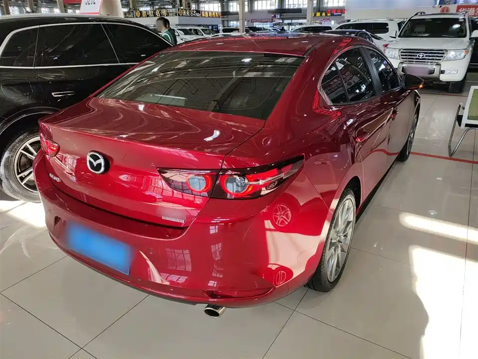 Mazda 3 Angkesaila