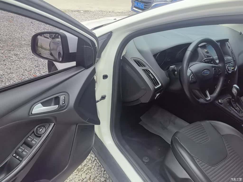 Ford Focus, 2017 16