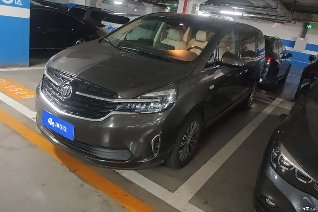 Buick GL8, 2020 1