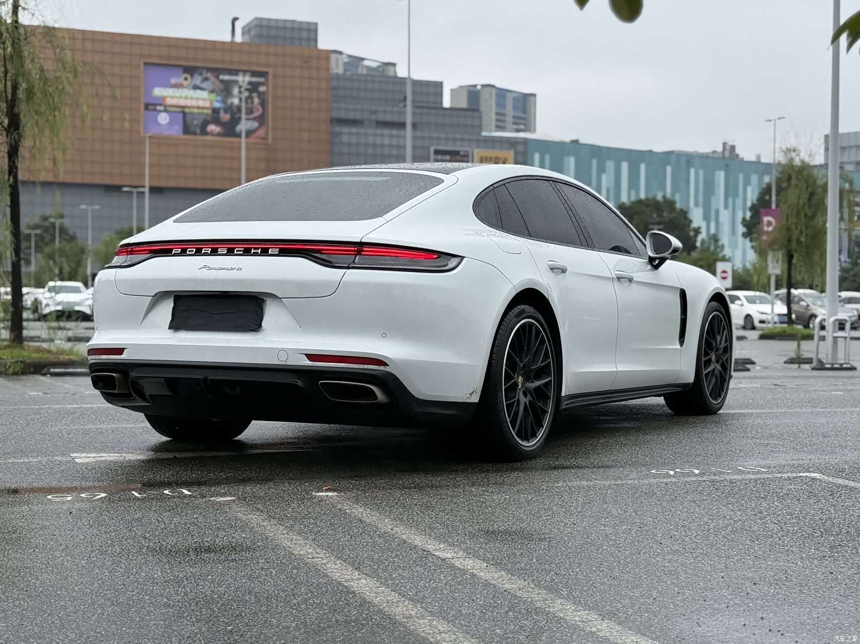 Porsche Panamera, 2022 6