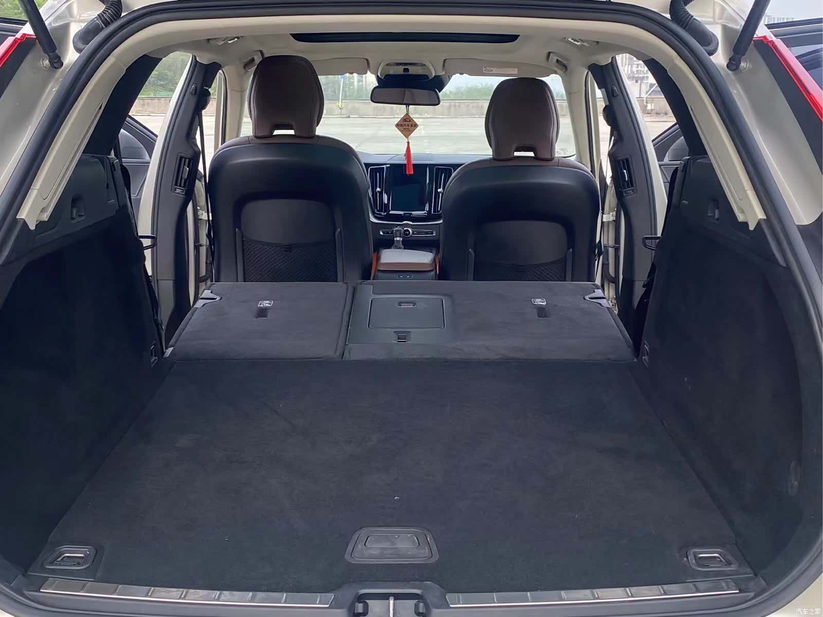 Volvo XC60, 2019 7